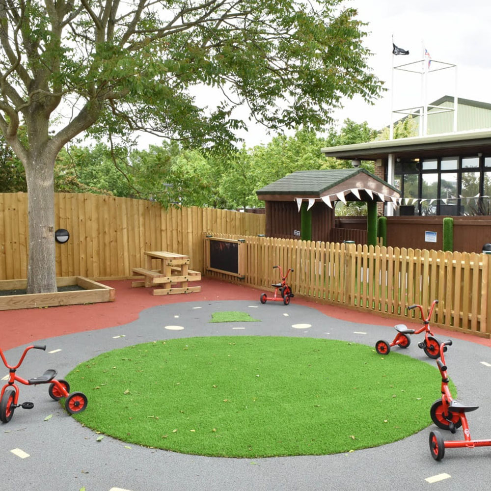 Day Nurseries and Preschools in Raynes Park Bright Horizons