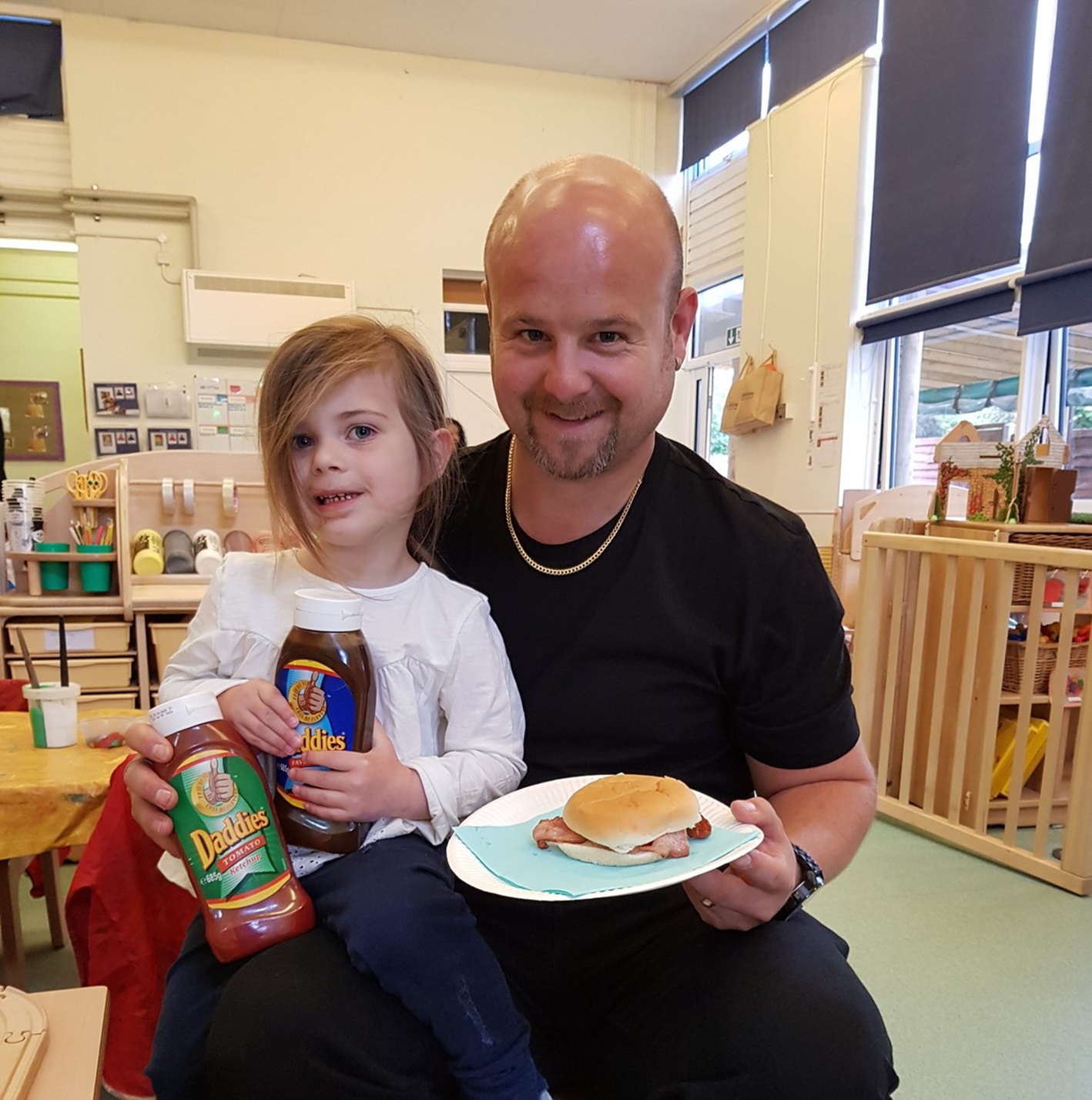 Hemel Hempstead children celebrate Father’s Day