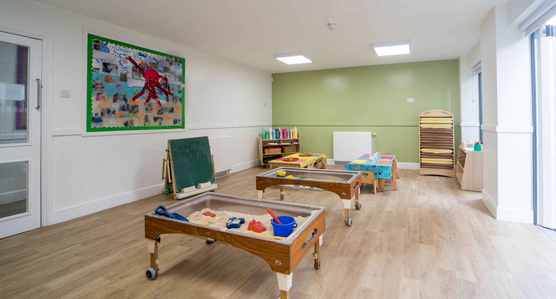 Raynes Park Day Nursery & Preschool in Raynes Park, London Bright