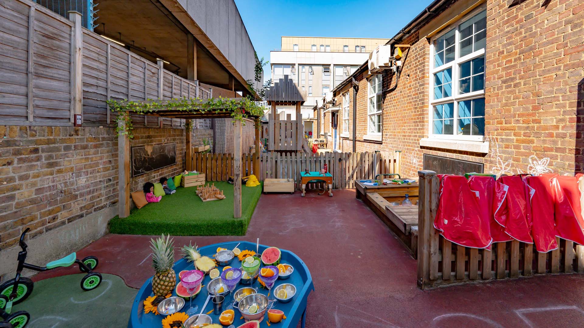 Hounslow Day Nursery & Preschool in Hounslow, London Bright Horizons