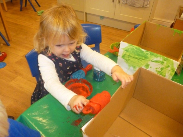 Tooting nursery children enhance colour recognition skills ...